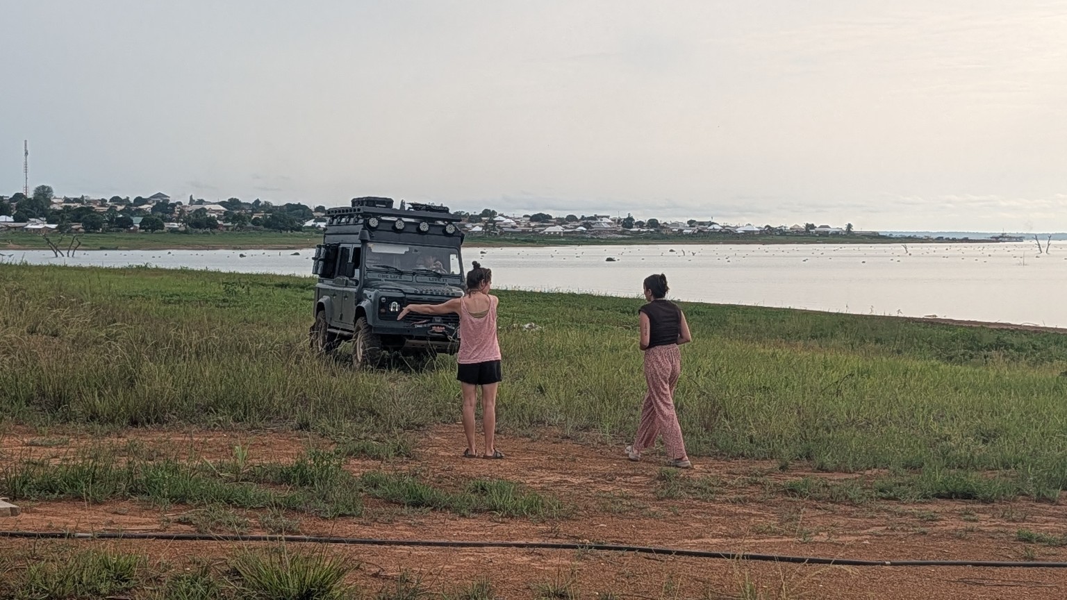 Land Rover arriving beside the water